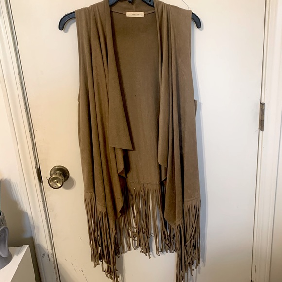 Brown Fringe Vest - Picture 1 of 4
